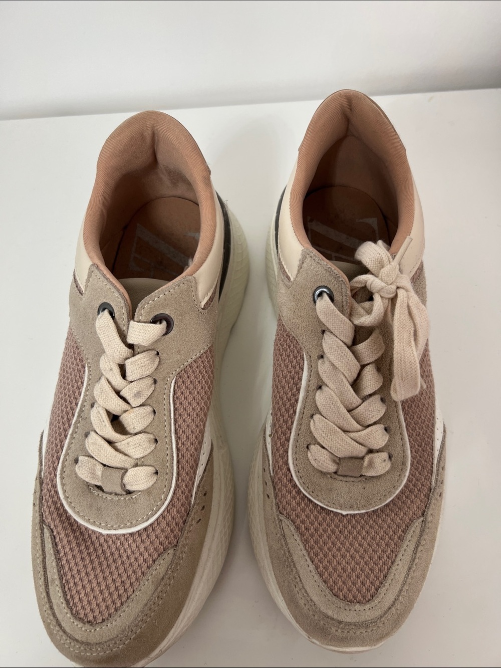 Zara Blush & Cream Casual Sneaker